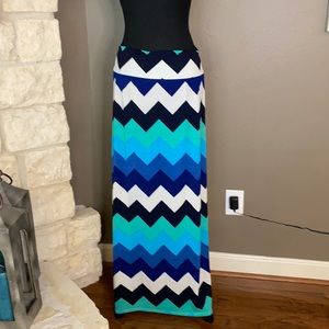 Chevron striped maxi skirt